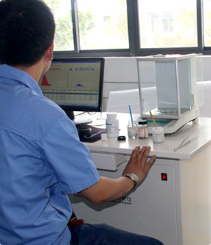 ���a����